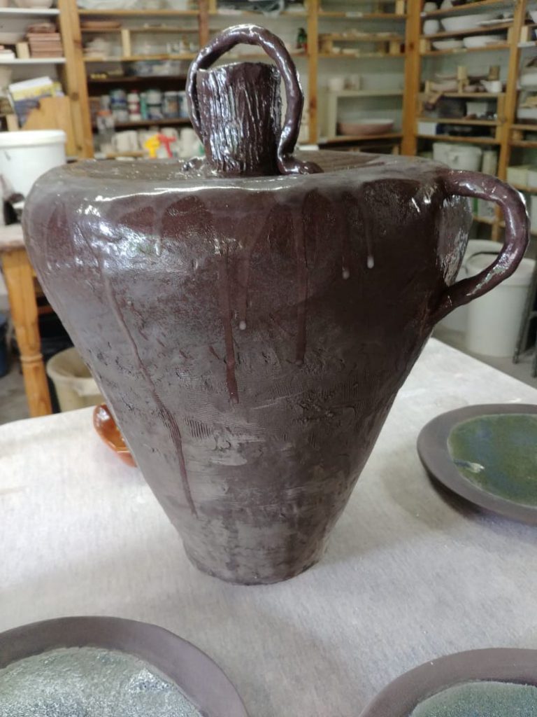 Ceramics, coiling, black clay, transparent glaze